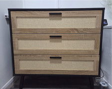 Cassettiera in rattan stile