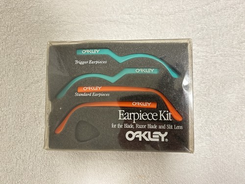 Oakley razor blade - razor,