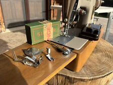 Singer 191M Featherweight Sewing Machine - Italian-Made Precision & Portability