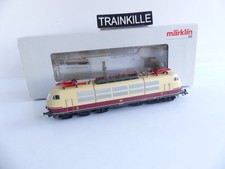 37573 MARKLIN HO 3 RAILS