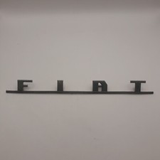 Targhetta scritta emblema Fiat per 1100 1300 varie auto epoca in metallo origina