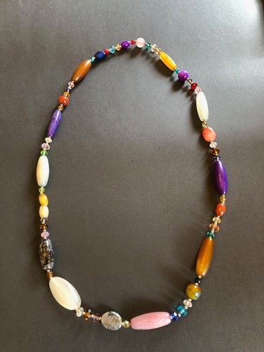 Collana italiana con pietre