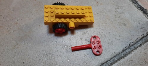 Lego motore molla - a, /