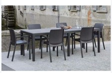 Tavolo da esterno allungabile