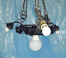 Raro antico lampadario ferro battuto originale epoca Liberty rose foglie 4 luci