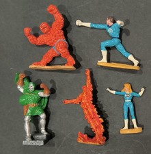 Collezione di cinque figurine