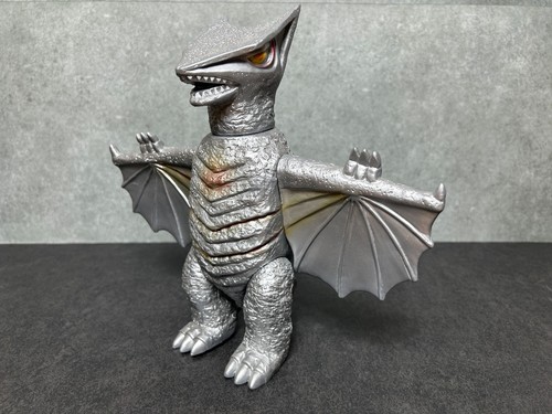 Marmit gyaos sofubi - marmit,