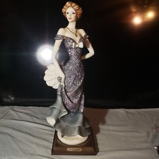 FIGURINA PORCELLANA GIUSEPPE