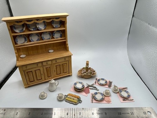 Casa delle bambole miniature