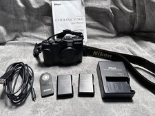 Nikon COOLPIX P7000 10.1MP