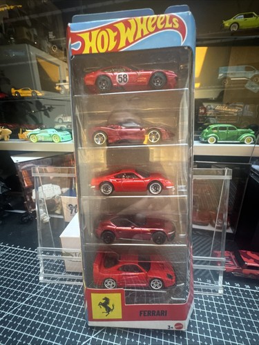 Hot wheels ferrari - hot,