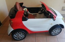 AUTO ELETTRICA PER BAMBINI DI COLORE BIANCO SMART 12V CON TELECOMANDO E CARICABA