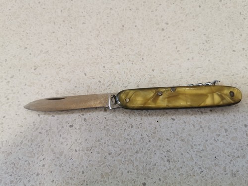 Coltello tascabile bulgaro