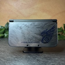 Console Nintendo New 3DS XL Monster Hunter 4 Ultimate Edition