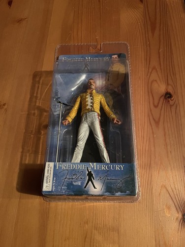 Freddie mercury rare - rare, neca