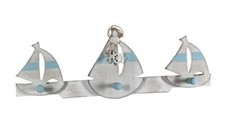 Wooden coat hanger with boats