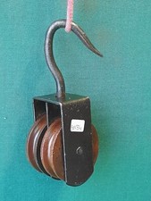 ANTICA CARRUCOLA CON GANCIO IN FERRO DOPPIA PULEGGIA IN LEGNO. BN84