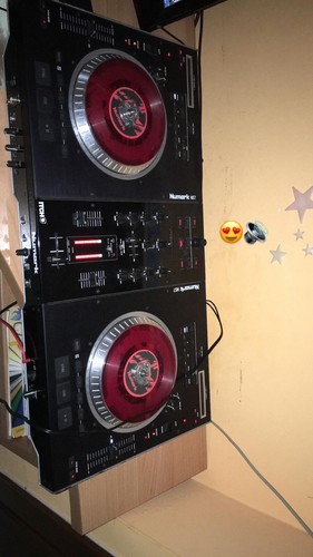 Numark ns7 fx - ii,