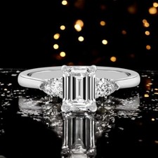 Anello di fidanzamento in oro