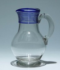 Brocca in vetro stile liberty