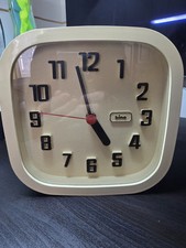 Orologio Da Parete Di Design