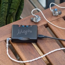 Chord Mojo 2 DAC + Headphone