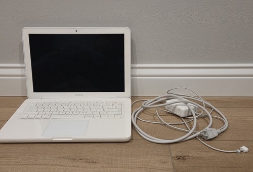 Macbook 2009 intel - 2009,