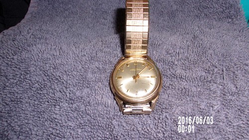 214 bulova accutron - bulova, very