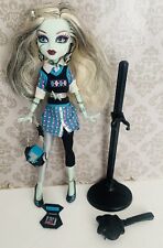 Monster High bambola Frankie Stein scuole fuori seconda onda 2 fianchi elastici B7
