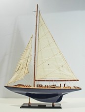 Modellino barca a vela