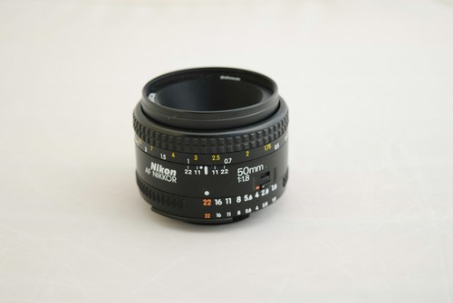 Nikon nikkor 50mm 1 8 - nikon, af