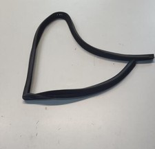 GUARNIZIONE ANTERIORE VETRO