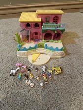 Polly Pocket Petland Hacienda