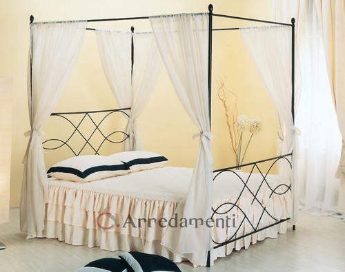 Letto con baldacchino - con,