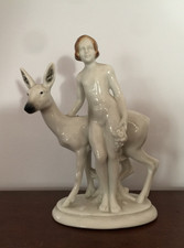 CERAMICA NUDINO DI DONNA CON CERBIATTO  LIBERTY  NUMERATA ALLA BASE SOTTOVETRINA