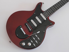 Chitarra in miniatura rossa