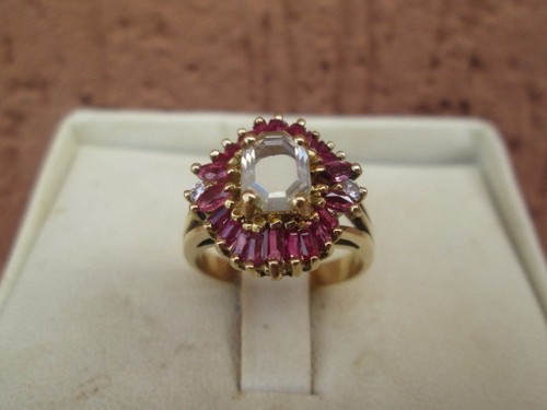 Yellow gold ring - gold, natural