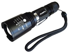 Torcia LED ricaricabile