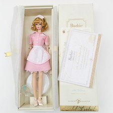 Mattel Barbie Silkstone Fashion Model Collezione La Cameriera 2005 J8763 Nuovo con scatola