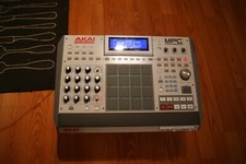 AKAI PROFESSIONAL  RENAISSANCE