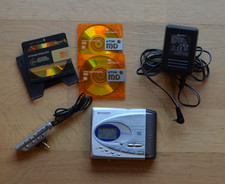 Sharp MD-SR70 MiniDisc portable recorder