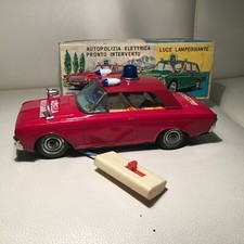 ICHIKO  GAZZELLA NUCLEO CARABINIERI FORD TAUNUS 1950 in box