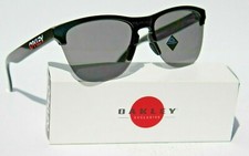 Occhiali da sole Oakley