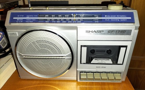Radio sharp - radio,