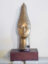 Testa bronzo regina Idia regno del Benin Nigeria