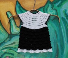 Vestito neonato all'uncinetto