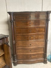 mobili antichi e antiquariato