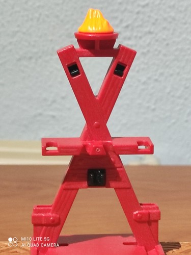 Playmobil armaiolo rosso - playmobil,