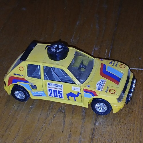 Burago peugeot 205 turbo - burago,
