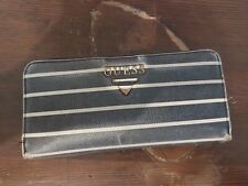 Portafogli Donna Guess con cerniera, tasca per monete, porta tessere color Verde